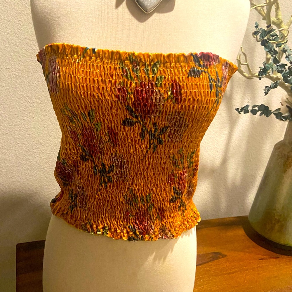 Crop tank top it beautiful - Picture 1 of 6